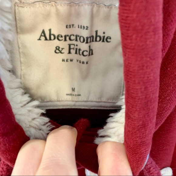 Abercrombie Sherpa lined hooded sweatshirt - Picture 3 of 5